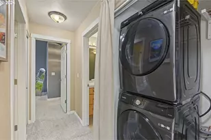 1810 NE 101st Ave, Hillsboro, OR 97006 - Photo 13