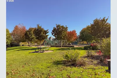 1810 NE 101st Ave #201-end, Hillsboro, OR 97006 - Photo 25