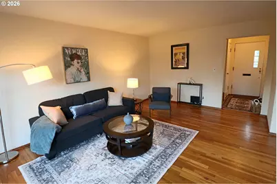 6731 NE Broadway St, Portland, OR 97213 - Photo 5