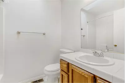 132 Kingsgate Rd, Lake Oswego, OR 97035 - Photo 15