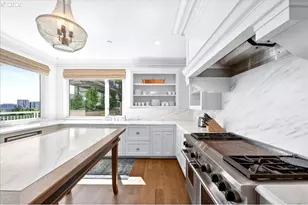 2020 SW Market St Dr, Portland, OR 97201 - Photo 17