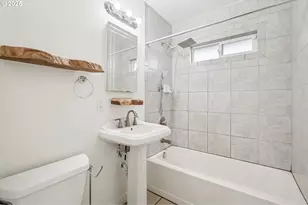 2537 NE 111th Ave, Portland, OR 97220 - Photo 23