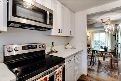 4083 Donald St #A, Eugene, OR 97405 - Photo 15