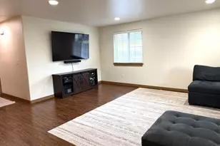 1651 29th St, Florence, OR 97439 - Photo 15