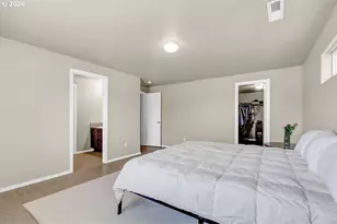 654 N Garden Way, Eugene, OR 97401 - Photo 33