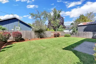 654 N Garden Way, Eugene, OR 97401 - Photo 47