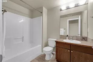 654 N Garden Way, Eugene, OR 97401 - Photo 27