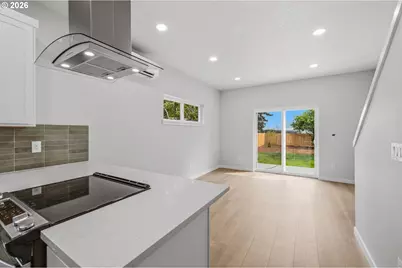 1220 SE 151 St Ave, Portland, OR 97233 - Photo 9