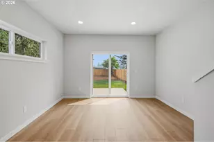 1220 SE 151st Ave, Portland, OR 97233 - Photo 11