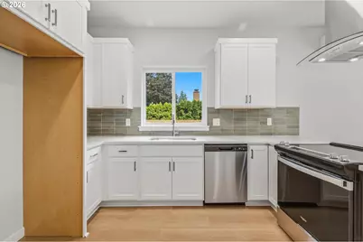 1220 SE 151 St Ave, Portland, OR 97233 - Photo 7