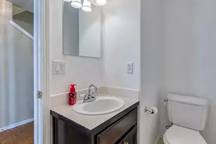 2932 SE Rosespring Dr, Hillsboro, OR 97123 - Photo 7