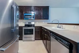 2932 SE Rosespring Dr, Hillsboro, OR 97123 - Photo 17