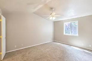 2932 SE Rosespring Dr, Hillsboro, OR 97123 - Photo 29
