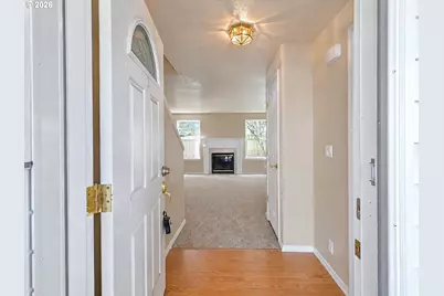 2932 SE Rosespring Dr, Hillsboro, OR 97123 - Photo 5