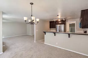 2932 SE Rosespring Dr, Hillsboro, OR 97123 - Photo 15