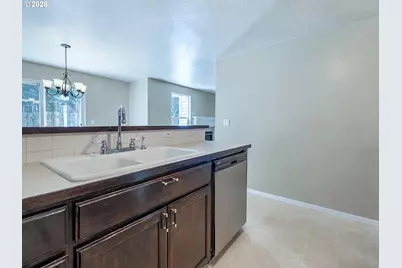 2932 SE Rosespring Dr, Hillsboro, OR 97123 - Photo 19