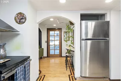 9345 NE Broadway, Portland, OR 97220 - Photo 17