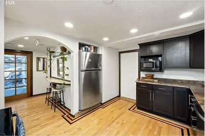 9345 NE Broadway, Portland, OR 97220 - Photo 15