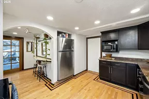 9345 NE Broadway, Portland, OR 97220 - Photo 15