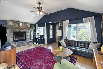 9345 NE Broadway, Portland, OR 97220 - Photo 7