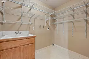 6059 Frost Ln, Lake Oswego, OR 97035 - Photo 29