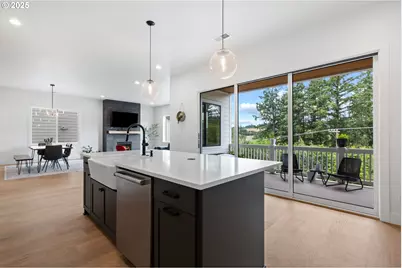 15625 NW Gooderham St, Portland, OR 97229 - Photo 17