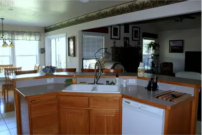 3510 Indiana Ave, Baker City, OR 97814 - Photo 5