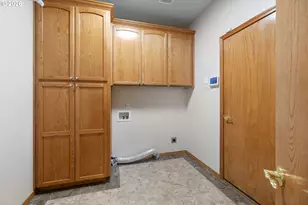 1926 NW 18th St, Gresham, OR 97030 - Photo 23