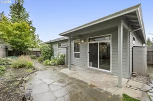1926 NW 18th St, Gresham, OR 97030 - Photo 35