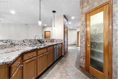1926 NW 18th St, Gresham, OR 97030 - Photo 15