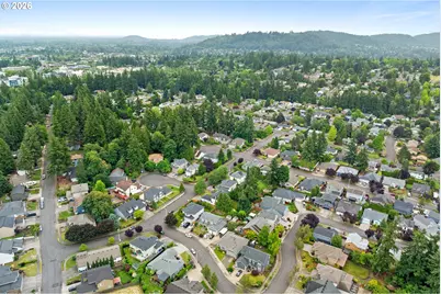 1926 NW 18th St, Gresham, OR 97030 - Photo 39