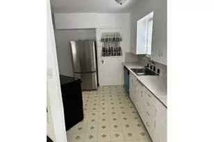 8325 SE Division St, Portland, OR 97266 - Photo 35