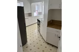 8325 SE Division St, Portland, OR 97266 - Photo 37
