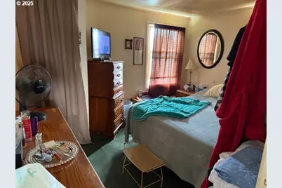 8325 SE Division St, Portland, OR 97266 - Photo 27