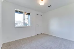 1993 Best Ln, Eugene, OR 97401 - Photo 31