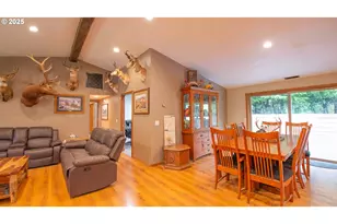 68155 Ridge Rd, North Bend, OR 97459 - Photo 11