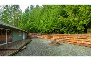 68155 Ridge Rd, North Bend, OR 97459 - Photo 39