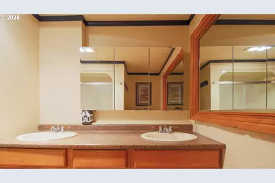 68155 Ridge Rd, North Bend, OR 97459 - Photo 29