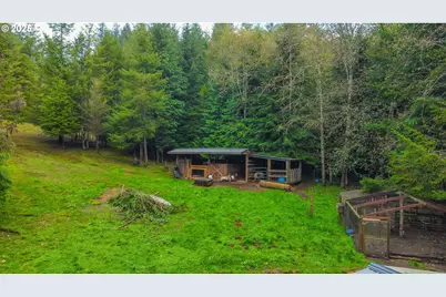 68155 Ridge Rd, North Bend, OR 97459 - Photo 41