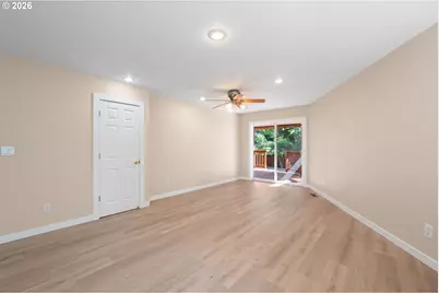 15250 SE View Meadows Ln, Milwaukie, OR 97267 - Photo 31