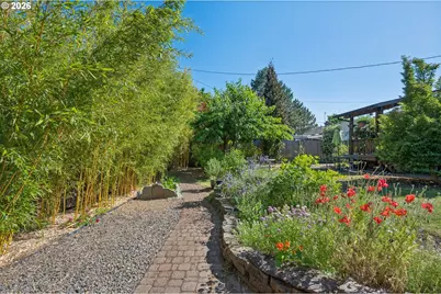 4304 SE 103rd Ave, Portland, OR 97266 - Photo 37