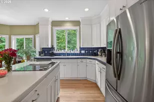 1925 NW Norfolk Ct, Portland, OR 97229 - Photo 15