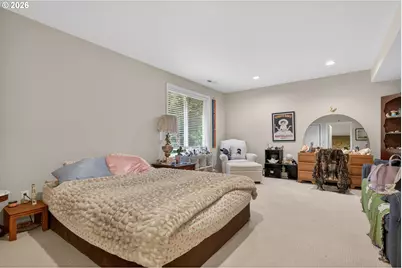 1925 NW Norfolk Ct, Portland, OR 97229 - Photo 37