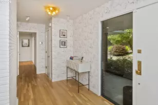 1211 SW Highland Rd, Portland, OR 97221 - Photo 5