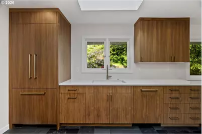 1211 SW Highland Rd, Portland, OR 97221 - Photo 13
