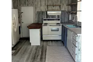 1000 N 8th St, Reedsport, OR 97467 - Photo 9