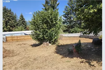 1015 Whipple Ct, Yoncalla, OR 97499 - Photo 1