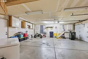 753 64th St, Springfield, OR 97478 - Photo 29