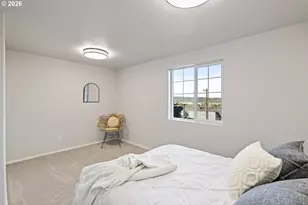 224 SW 4th St, Troutdale, OR 97060 - Photo 31