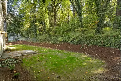 224 SW 4th St, Troutdale, OR 97060 - Photo 37